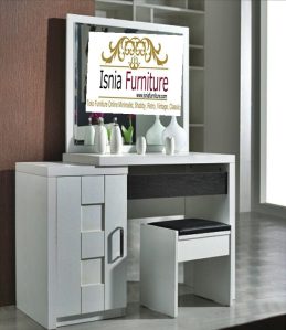 Meja Rias Kayu Minimalis Modern