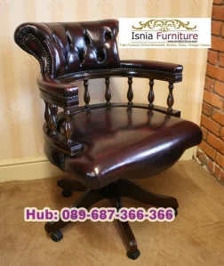 Kursi Direktur Kulit Asli