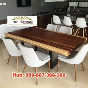 Meja Makan Trembesi Jepara