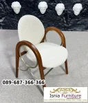 Kursi Cafe Kayu Unik