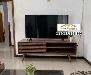 Rak TV Banjar Model Bilah Kayu