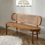 Kursi Panjang dengan Sandaran Rotan